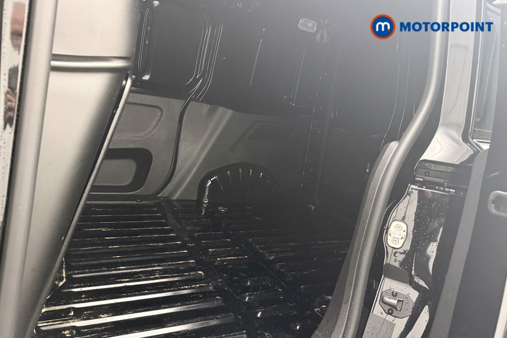 Used Peugeot Partner 2024 for sale - 76827782: Photo 25