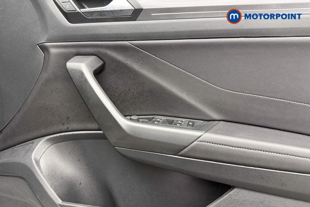 Used Volkswagen T-Roc for sale - 77500630: Photo 26