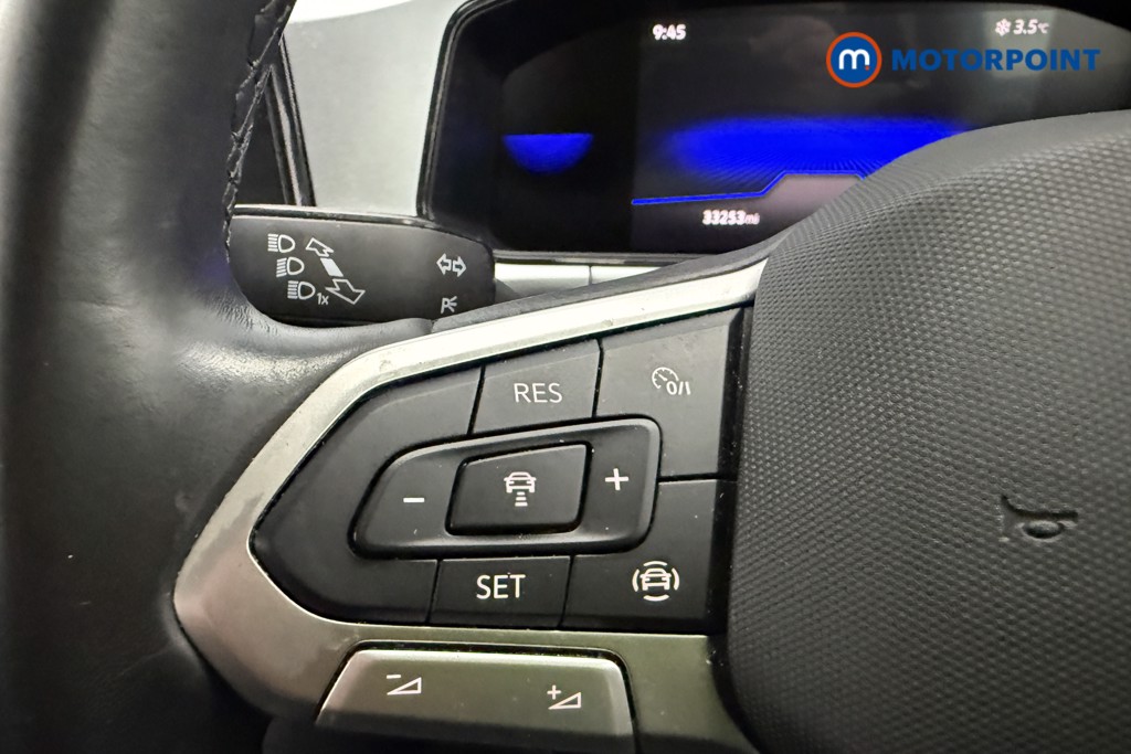 Used Volkswagen T-Roc 2023 for sale - 77364615: Photo 21