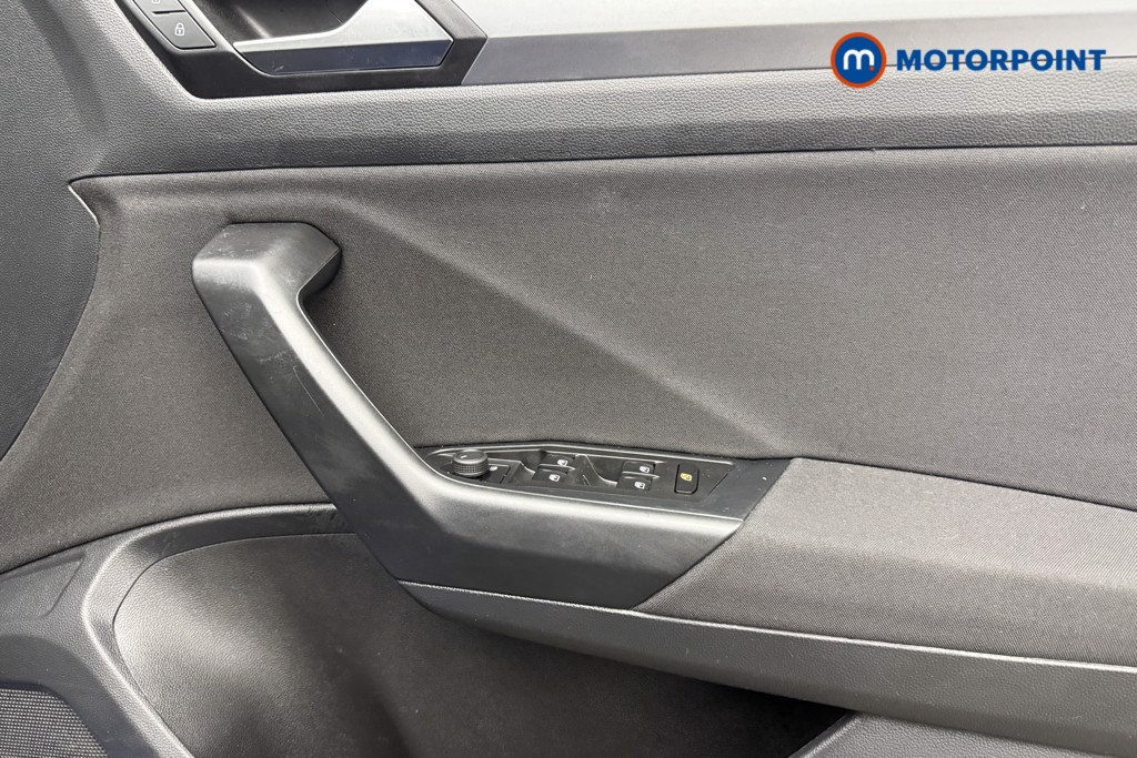 Used Volkswagen T-Roc 2023 for sale - 77364615: Photo 25