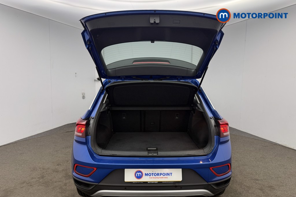 Used Volkswagen T-Roc 2023 for sale - 77364615: Photo 28