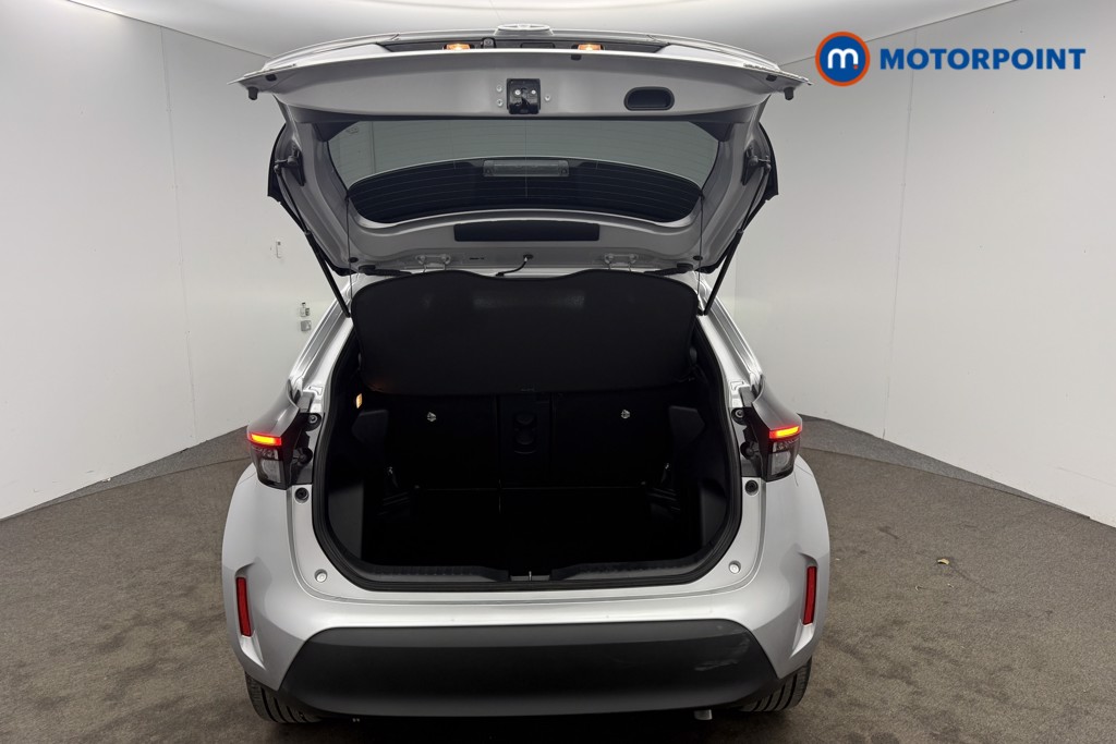 Used Toyota Yaris Cross 2023 for sale - 76739090: Photo 20