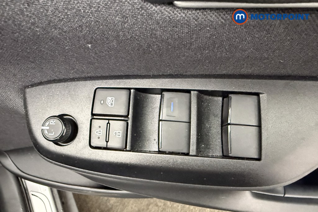 Used Toyota Yaris Cross 2023 for sale - 76739090: Photo 27