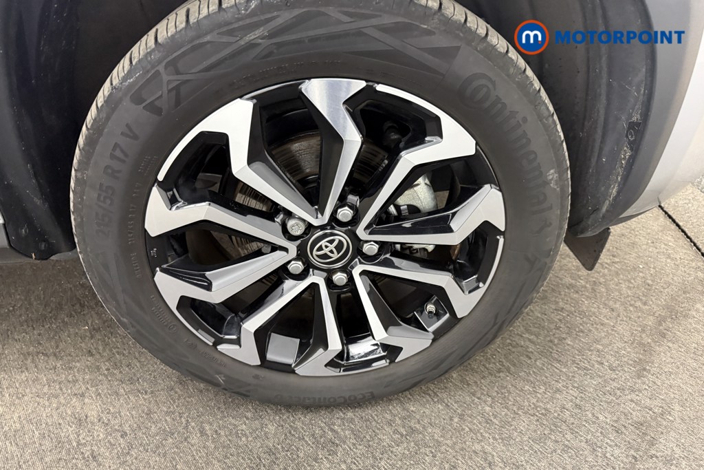 Used Toyota Yaris Cross 2023 for sale - 76739090: Photo 44