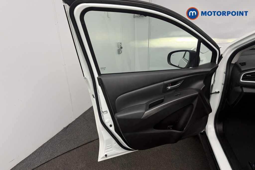 Used Suzuki SX4 S-Cross 2023 for sale - 77125416: Photo 12