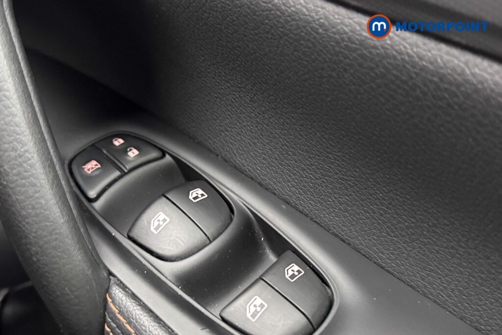 Used Nissan Qashqai for sale - 78109739: Photo 24