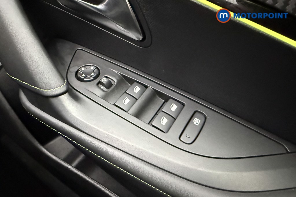 Used Peugeot 2008 2023 for sale - 76762641: Photo 25