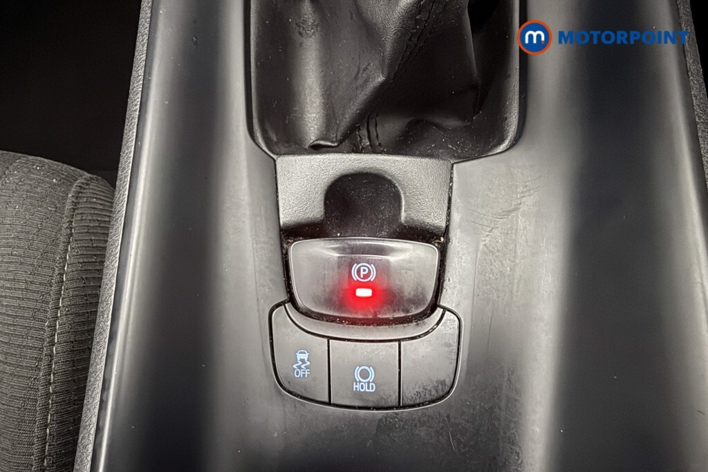 Used Toyota C-HR for sale - 77901935: Photo 24