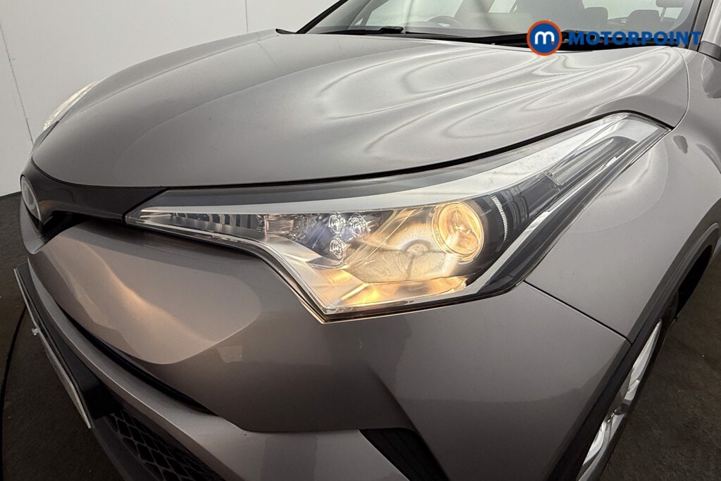 Used Toyota C-HR for sale - 77901935: Photo 29