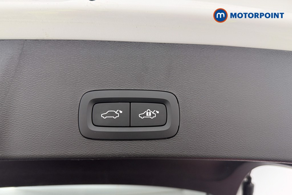 Used Volvo XC40 2024 for sale - 77679639: Photo 28