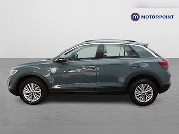 Used Volkswagen T-Roc 2023 for sale - 79283936: Photo