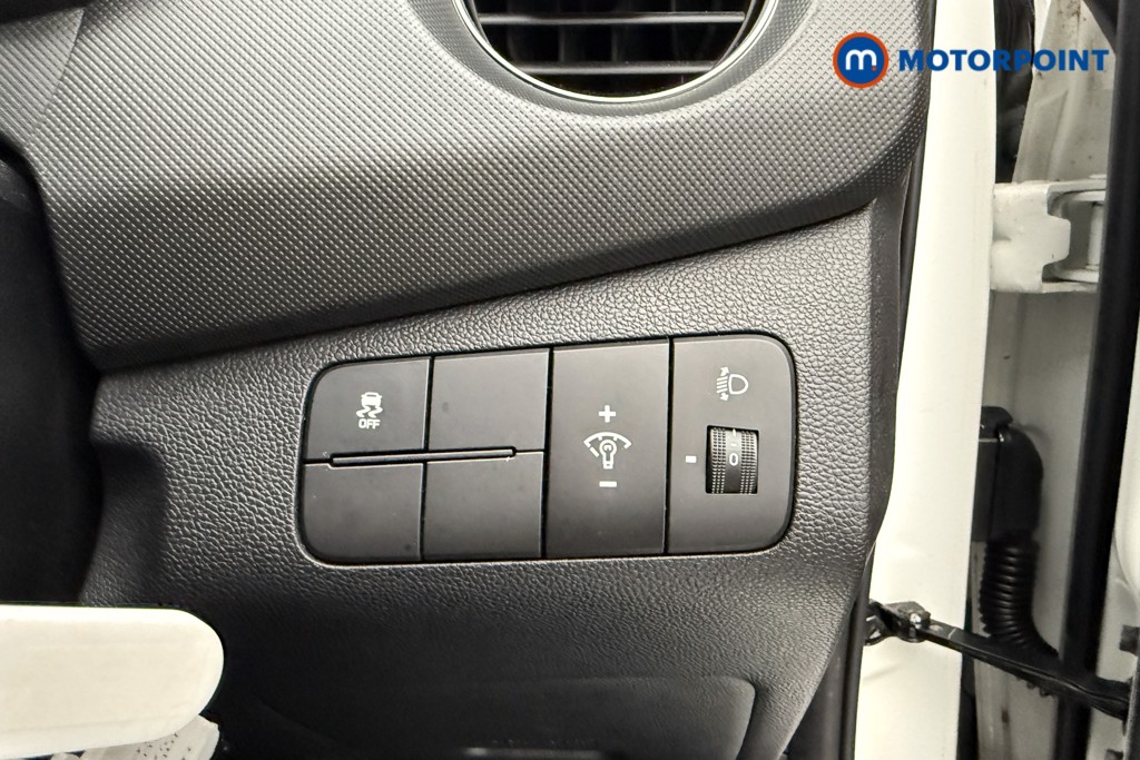 Used Hyundai i10 2019 for sale - 77763817: Photo 24