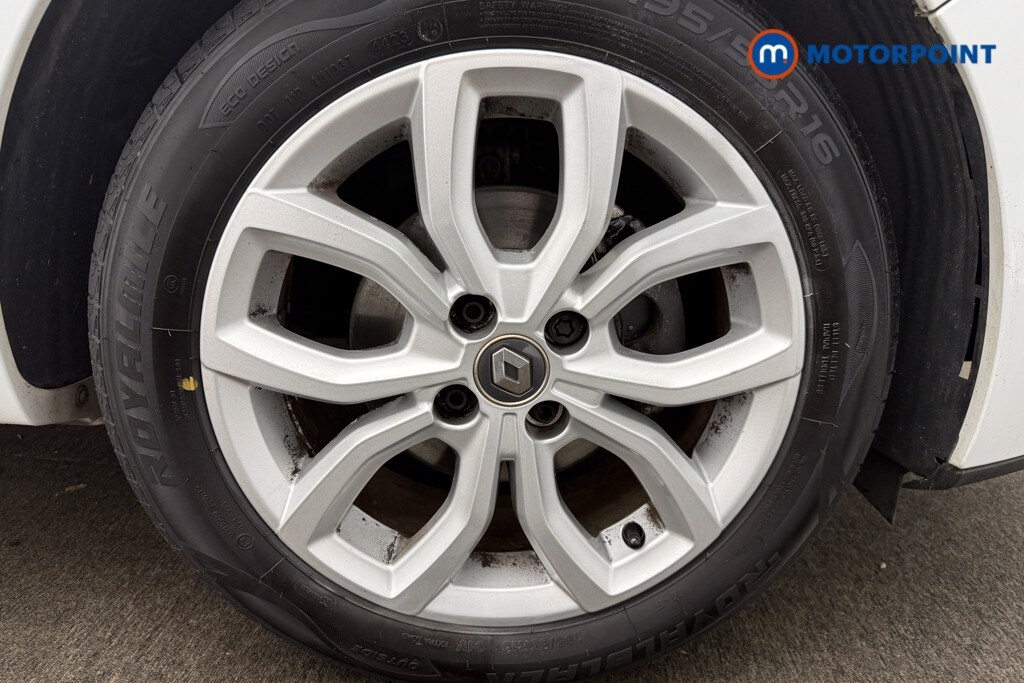 Used Renault Clio 2018 for sale - 77650626: Photo 12