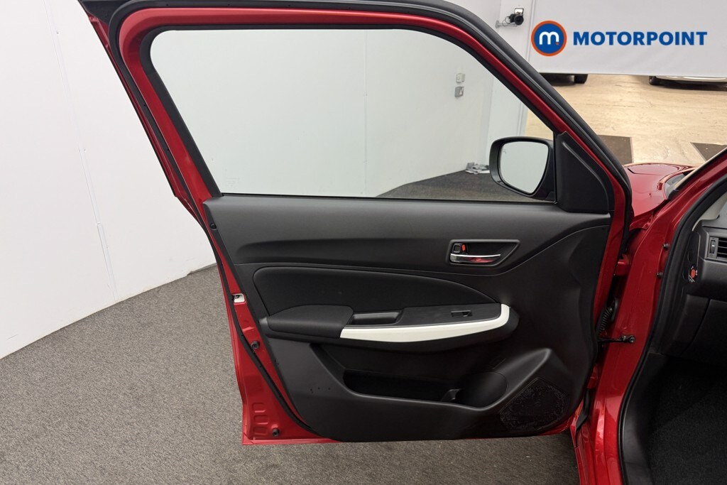 Used Suzuki Swift 2022 for sale - 76209565: Photo 12