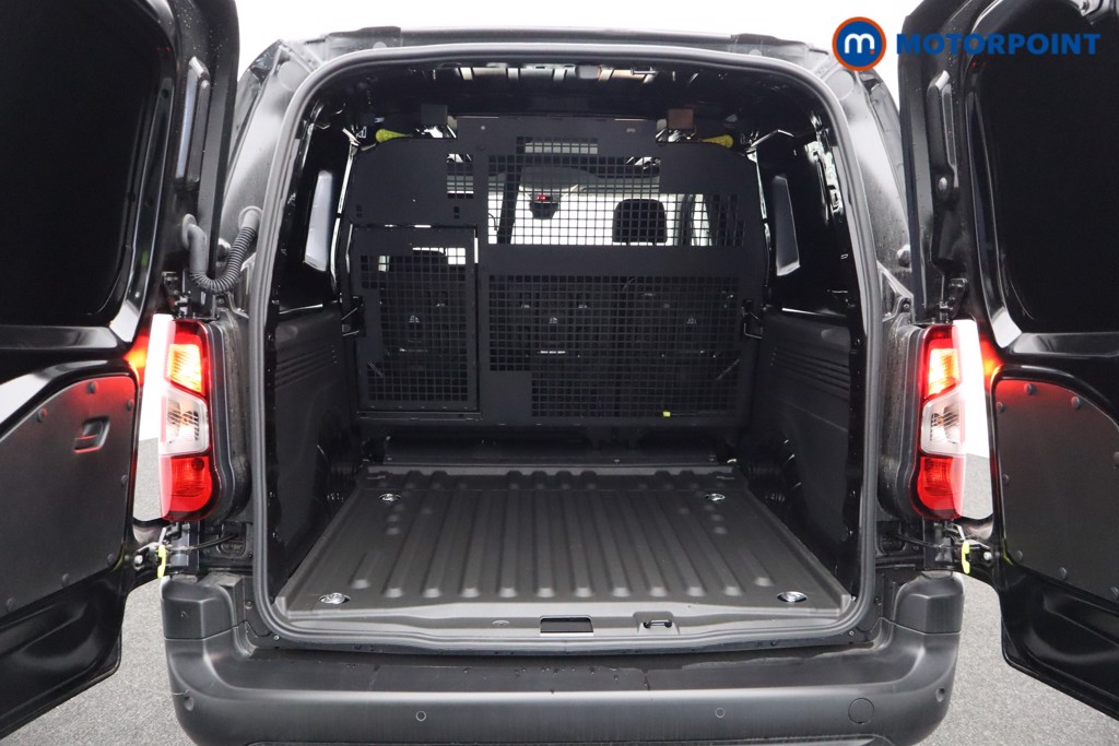 Used Citroen Berlingo 2025 for sale - 76374534: Photo 24