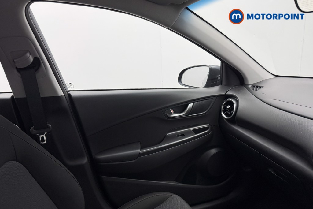 Used Hyundai KONA 2021 for sale - 76303431: Photo 28
