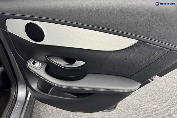 Used Mercedes-Benz GLC 2021 for sale - 75985336: Photo 32
