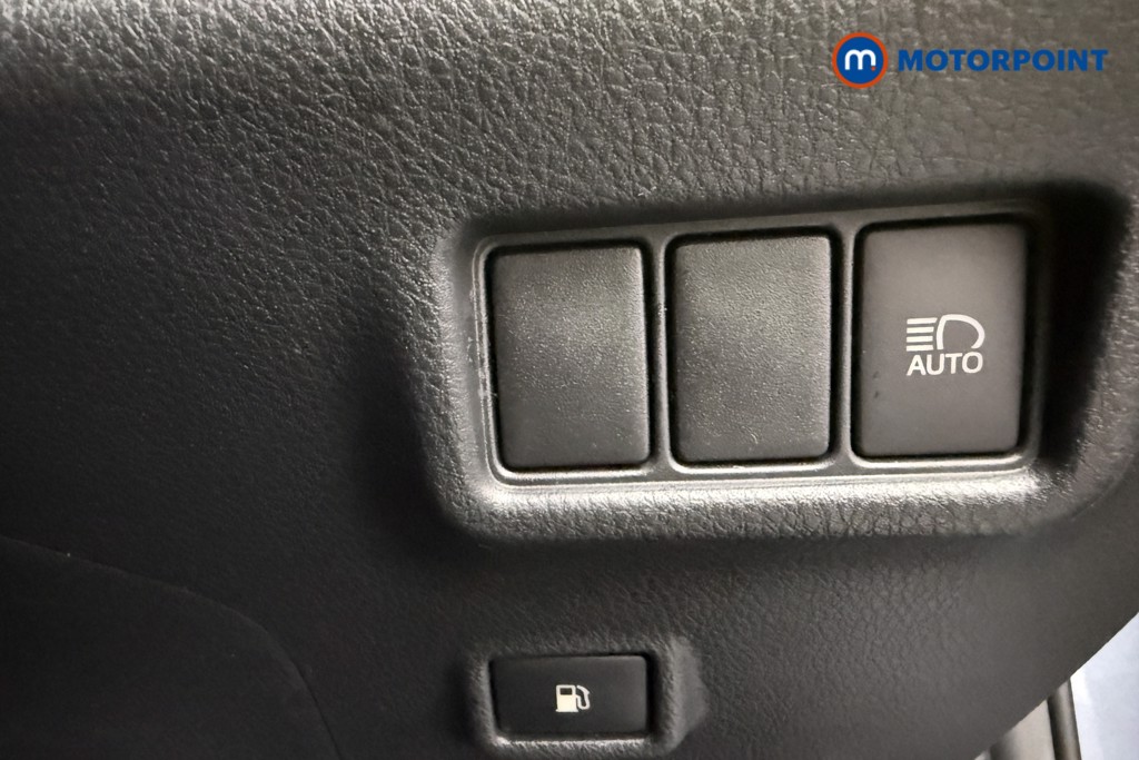 Used Toyota C-HR 2022 for sale - 76723309: Photo 25