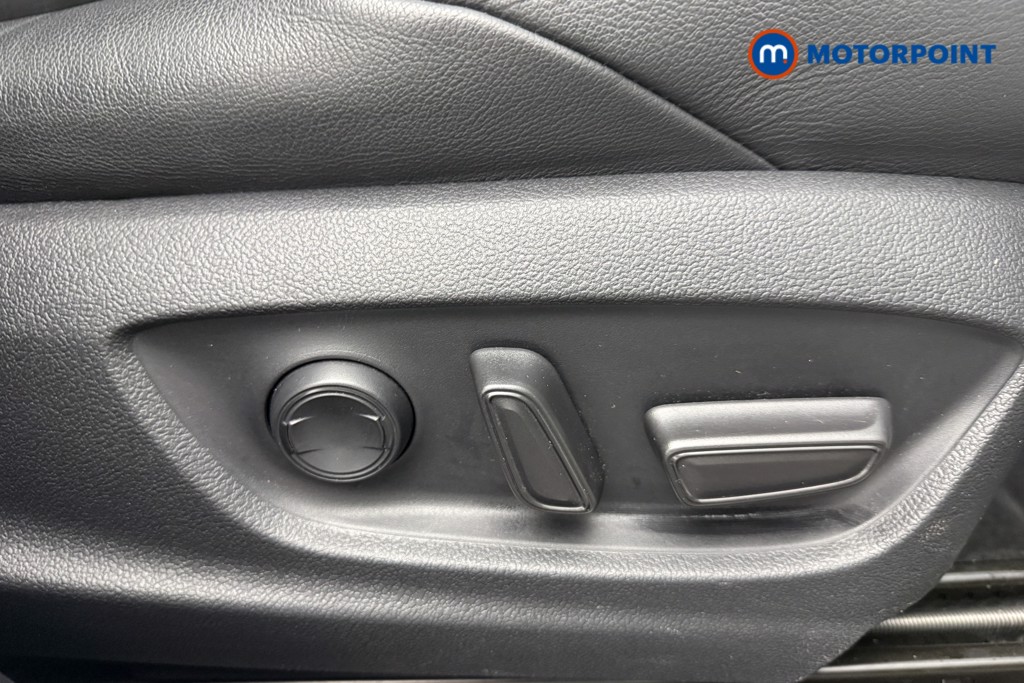 Used Toyota C-HR 2022 for sale - 76402813: Photo 25