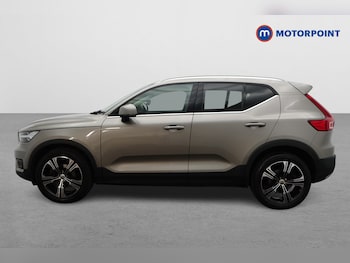 Used Volvo XC40 2021 for sale - 77543210: Photo
