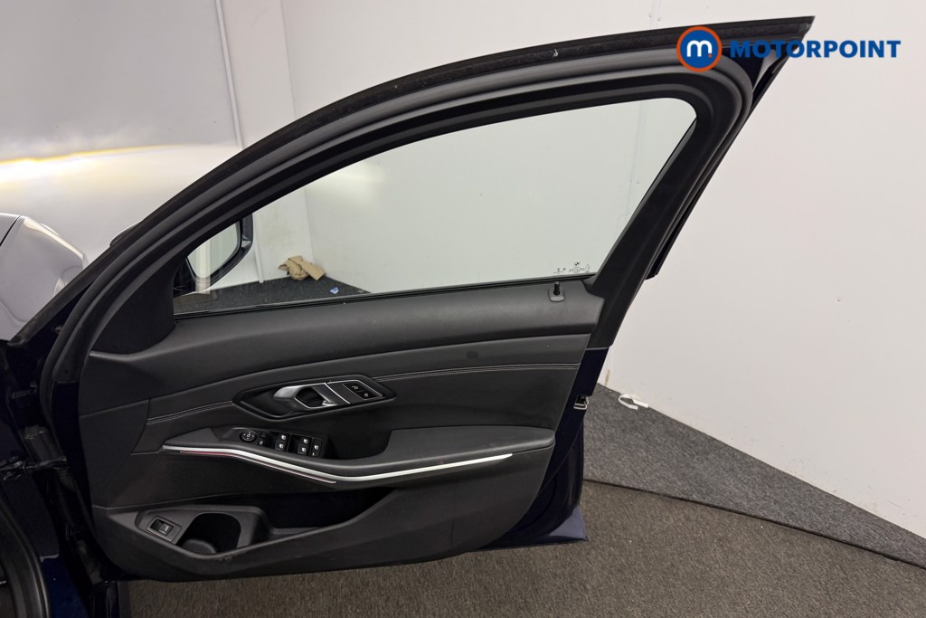 Used BMW 3 Series 2020 for sale - 77128367: Photo 28