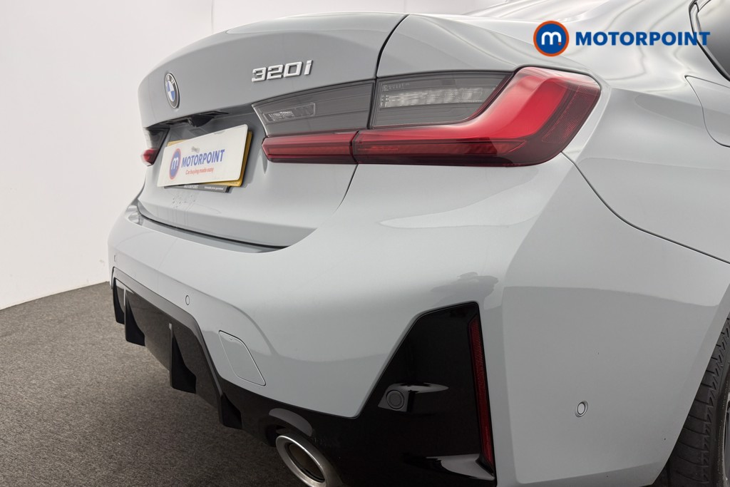 Used BMW 3 Series 2024 for sale - 76364184: Photo 21