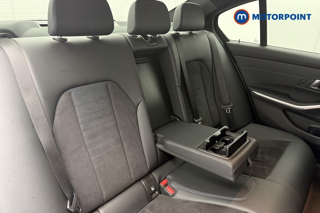 Used BMW 3 Series 2024 for sale - 76364184: Photo 32