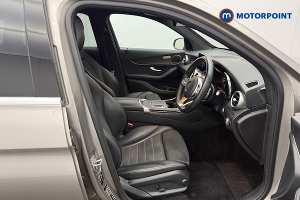 Used Mercedes-Benz GLC 2019 for sale - 76147093: Photo 24