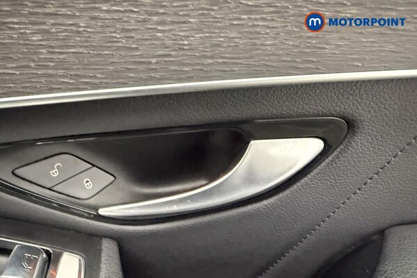 Used Mercedes-Benz GLC 2019 for sale - 76147093: Photo 28