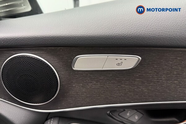 Used Mercedes-Benz GLC 2019 for sale - 76147093: Photo 29