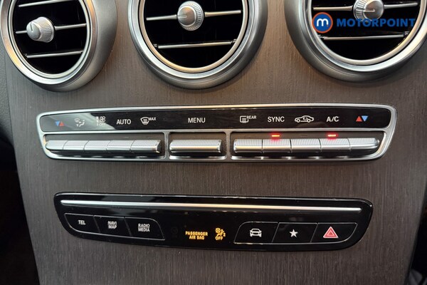 Used Mercedes-Benz GLC 2019 for sale - 76147093: Photo 32