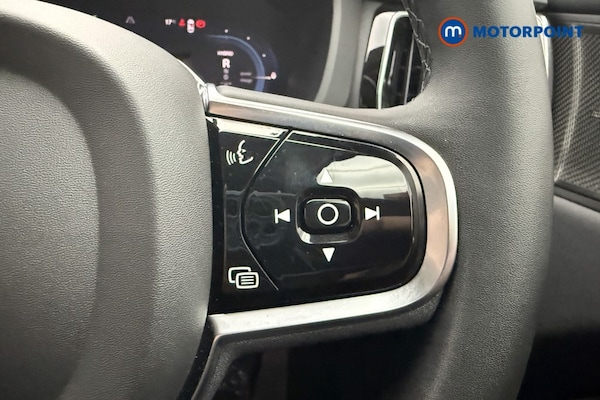 Used Volvo XC60 2024 for sale - 76104928: Photo 39