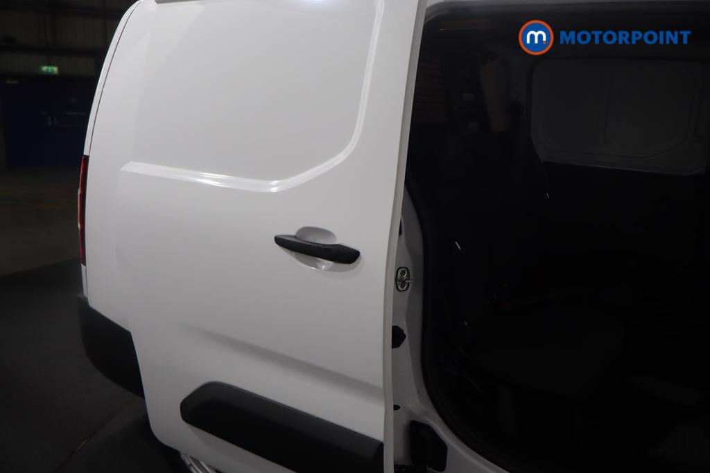 Used Citroen Berlingo 2025 for sale - 76442524: Photo 29