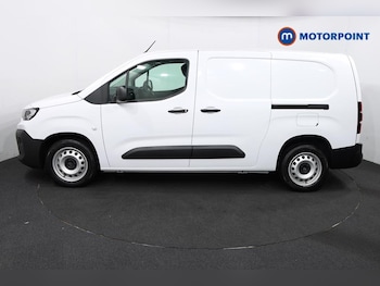 Used Citroen Berlingo 2025 for sale - 76442524: Photo