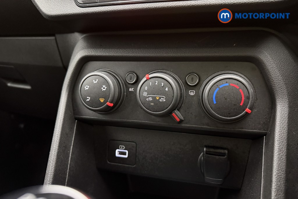 Used Dacia Sandero Stepway 2022 for sale - 77148885: Photo 21