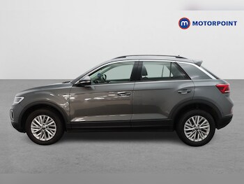 Used Volkswagen T-Roc 2024 for sale - 75452374: Photo