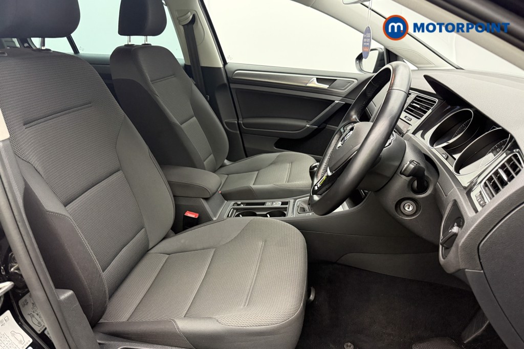 Used Volkswagen Golf 2019 for sale - 77106745: Photo 28