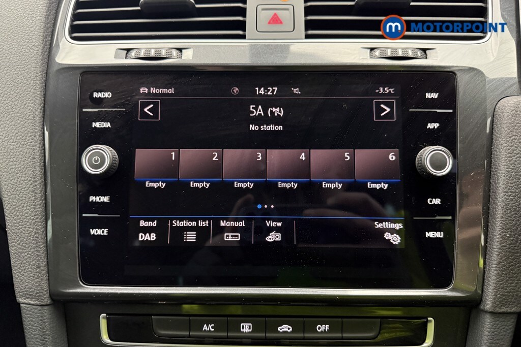 Used Volkswagen Golf 2019 for sale - 77106745: Photo 33