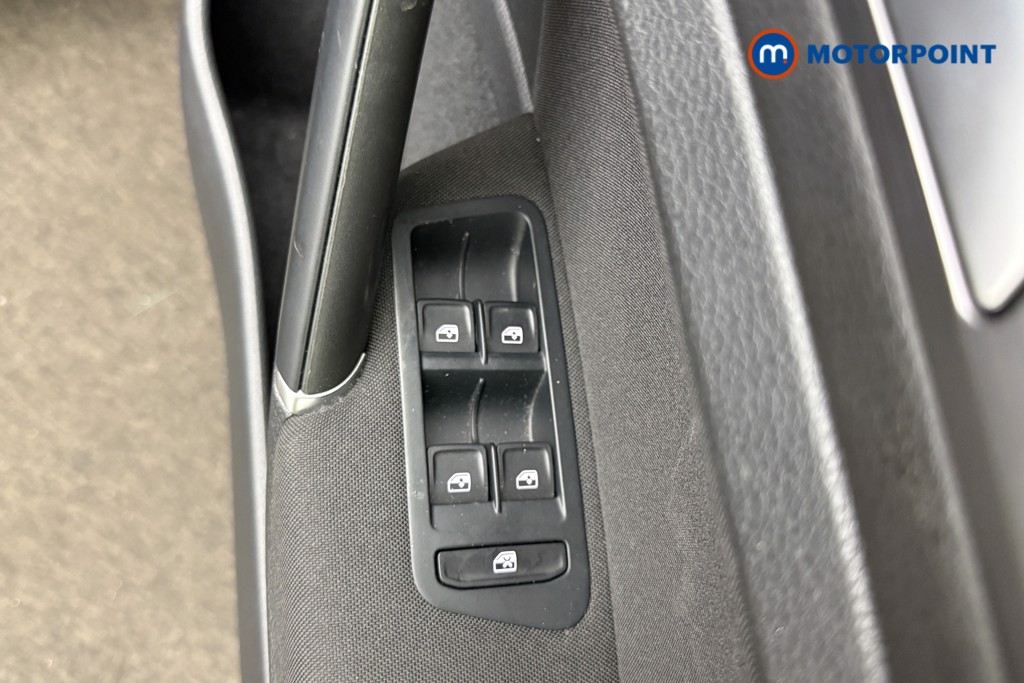 Used Volkswagen Golf 2019 for sale - 77106745: Photo 43