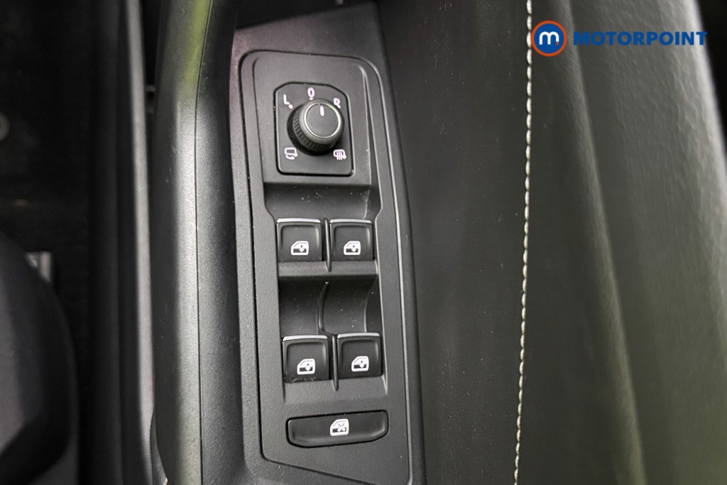 Used Volkswagen T-Roc 2022 for sale - 76394720: Photo 42