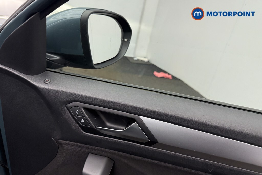 Used Volkswagen T-Roc for sale - 78148772: Photo 26