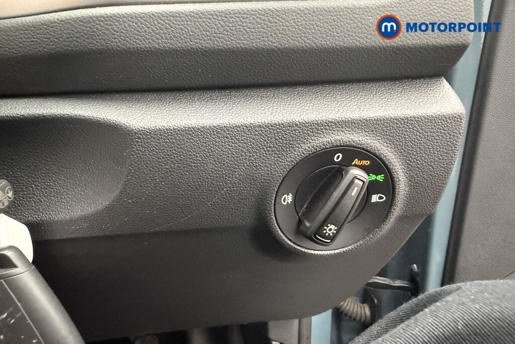 Used Volkswagen T-Roc for sale - 78148772: Photo 27