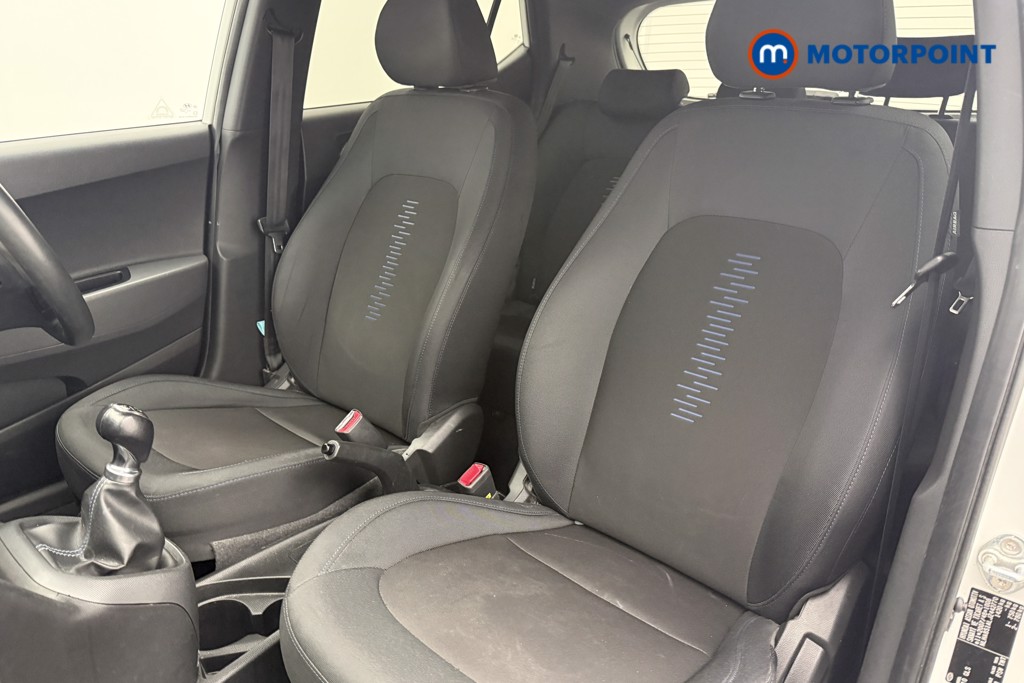 Used Hyundai i10 2018 for sale - 76782747: Photo 11