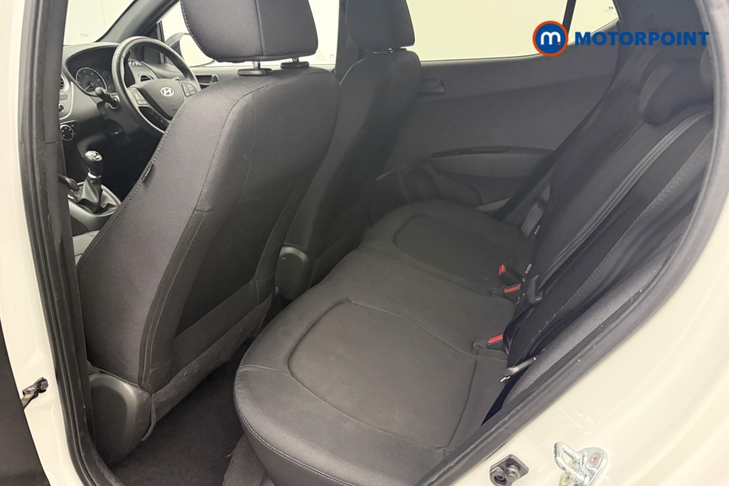 Used Hyundai i10 2018 for sale - 76782747: Photo 12