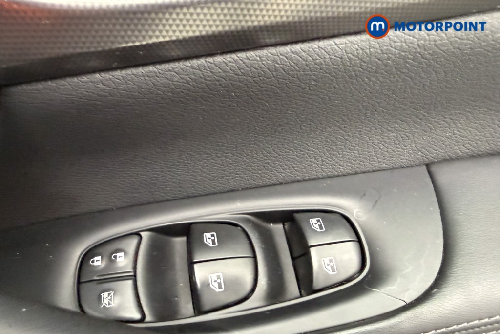 Used Nissan Qashqai 2018 for sale - 76557677: Photo 10