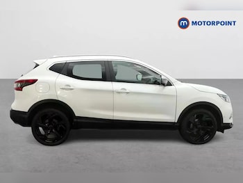 Used Nissan Qashqai 2018 for sale - 76557677: Photo