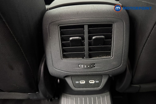 Used Volkswagen T-Roc 2022 for sale - 76222811: Photo 16