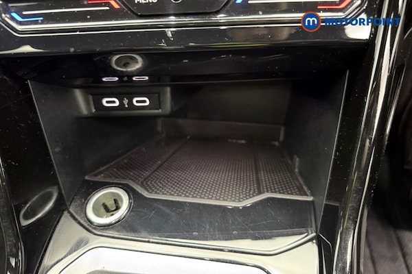 Used Volkswagen T-Roc 2022 for sale - 76222811: Photo 33