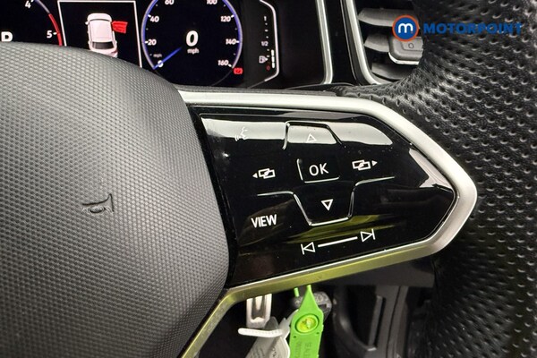 Used Volkswagen T-Roc 2022 for sale - 76222811: Photo 40