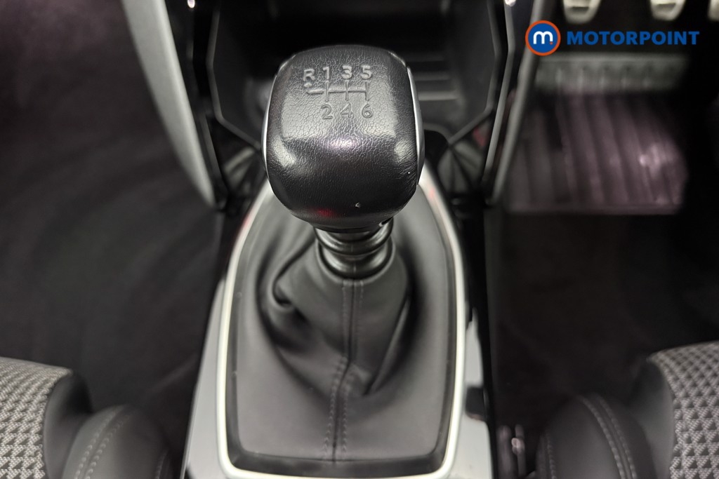 Used Peugeot 2008 2023 for sale - 77275118: Photo 15